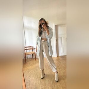 Elegant Cream Women's Jumpsuit